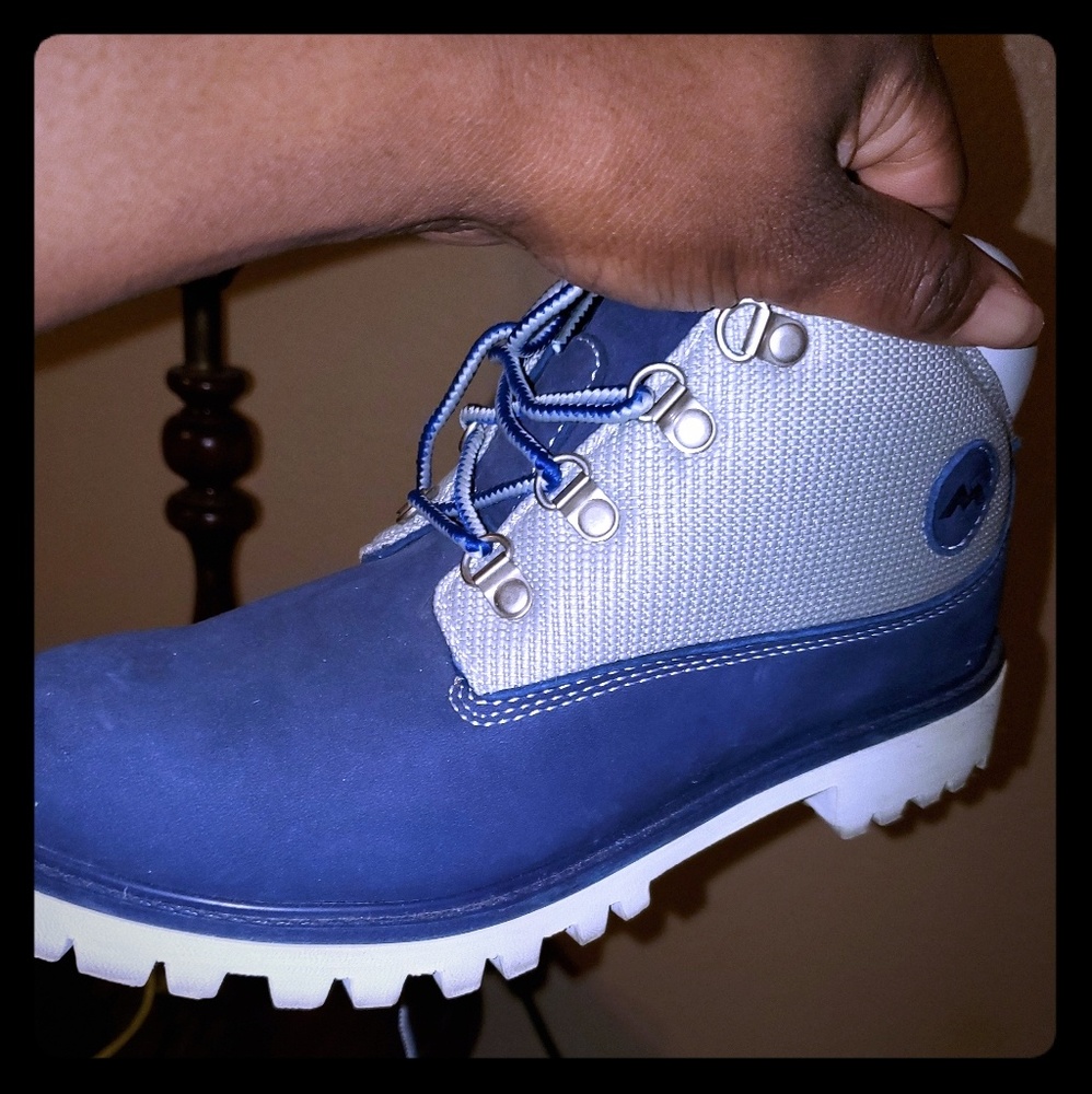 Shoes from size 9 in woman to 10
